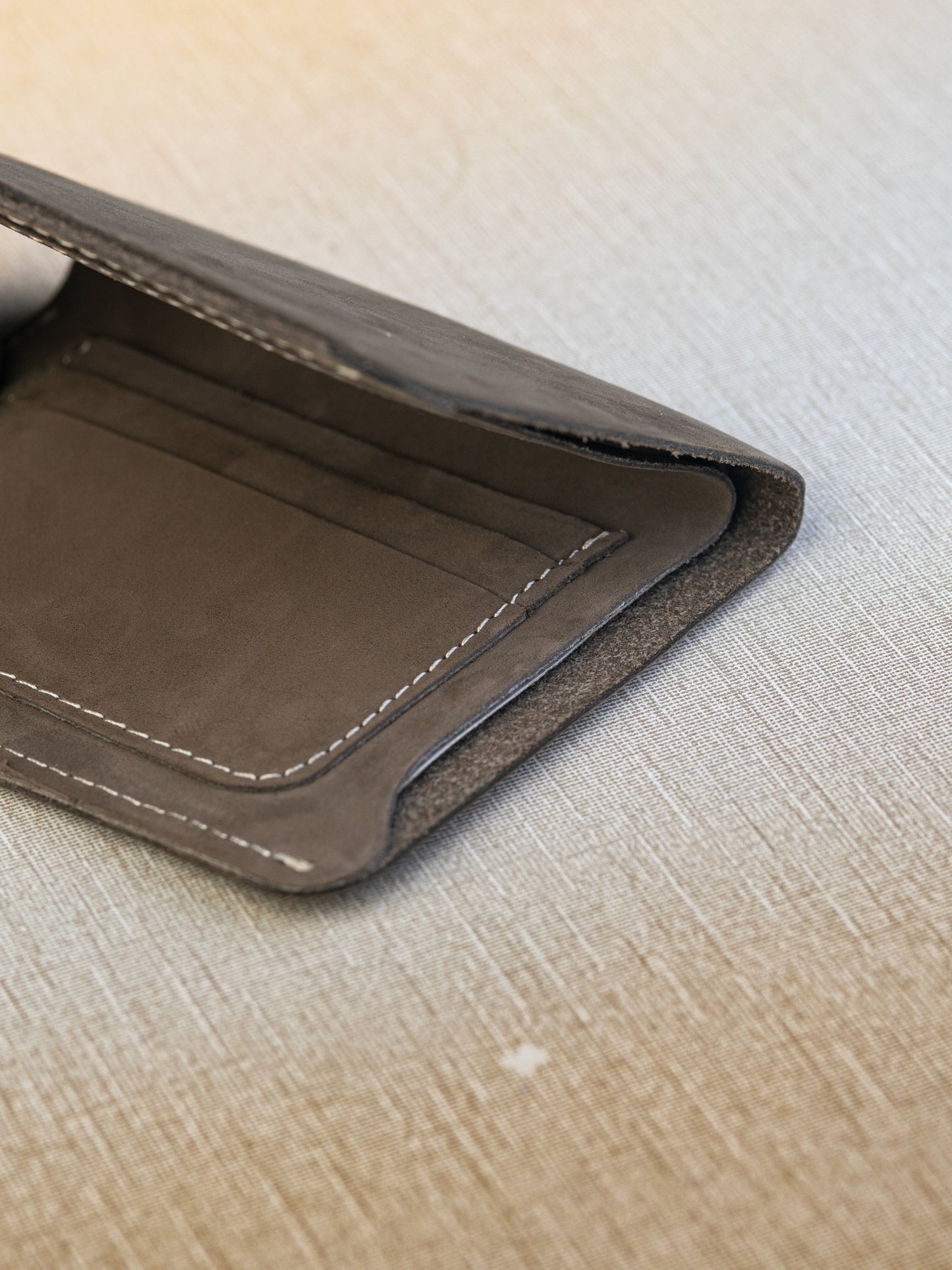Aura Mid Fold Wallet
